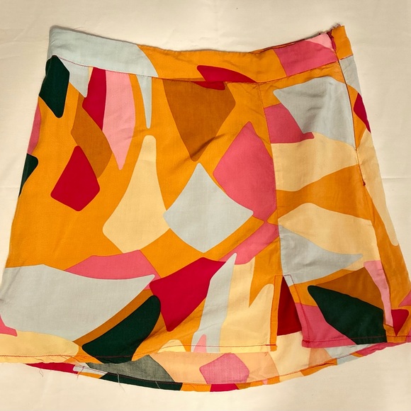 Yllw Dresses & Skirts - YLLW Colorful Geometric Mini Skirt